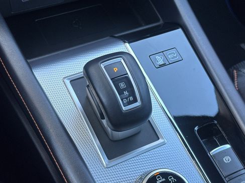 Used 2025 Mitsubishi Outlander SEL Black Edition image 26