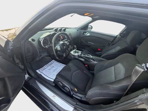Used 2015 Nissan 370Z Coupe RWD image 14