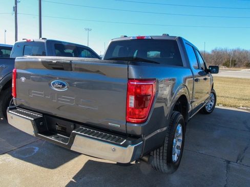 Used 2023 Ford F150 XLT image 3