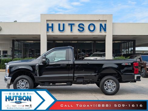 New 2025 Ford F350 XLT w/ 360-Degree Camera Package image 1