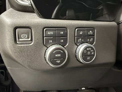 Used 2023 GMC Sierra 1500 SLT w/ SLT Premium Package image 16