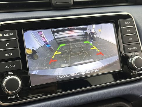 Used 2023 Nissan Versa SV image 16