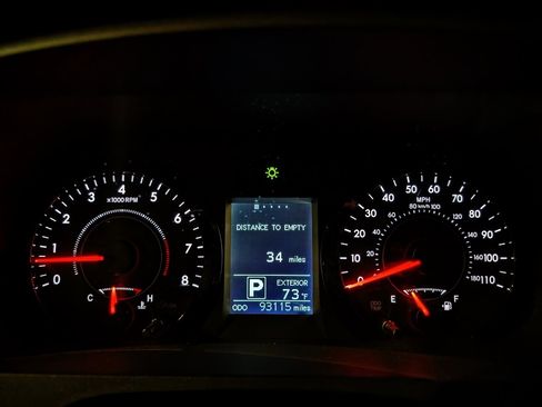 Used 2015 Toyota Sienna LE FWD image 49