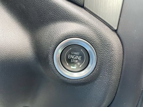 Used 2021 GMC Sierra 1500 Denali w/ Denali Ultimate Package AWD/4WD image 24