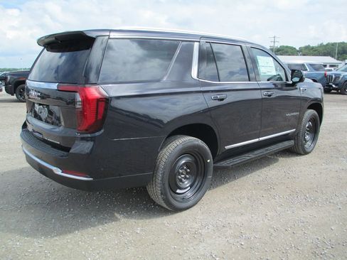 New 2026 GMC Yukon Elevation w/ Elevation Premium Package AWD/4WD image 4