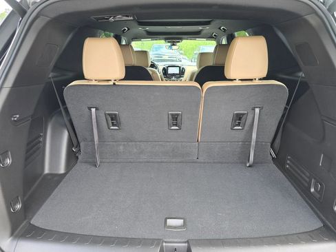 Certified 2023 Chevrolet Traverse Premier AWD/4WD image 16