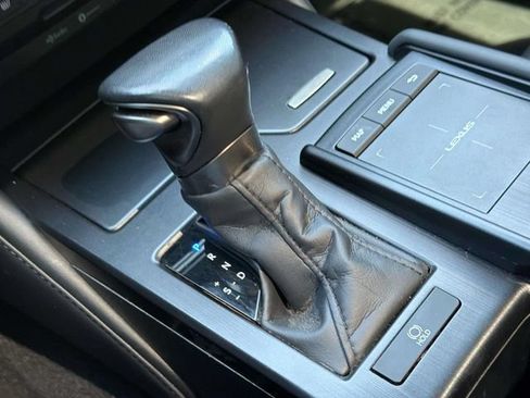 Used 2022 Lexus ES 350 w/ Premium Package FWD image 17