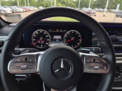 Used 2022 Mercedes-Benz G 550 image 26