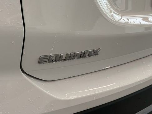 Certified 2024 Chevrolet Equinox LT FWD image 9