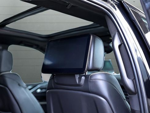 Used 2023 Cadillac Escalade Sport image 36