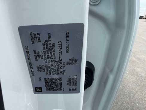 Used 2026 GMC Canyon AT4 image 9