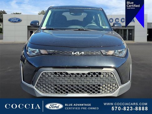 Used 2023 Kia Soul LX w/ LX Technology Package image 2