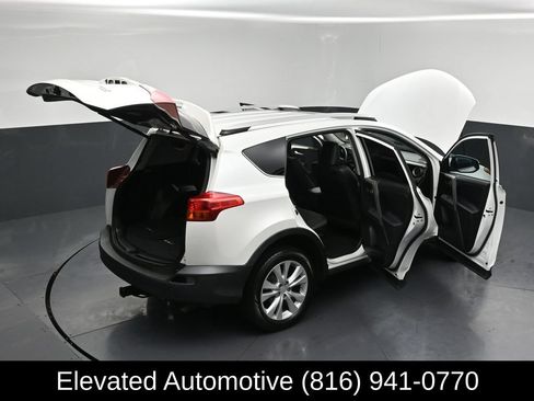 Used 2014 Toyota RAV4 Limited AWD/4WD image 33