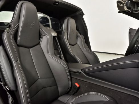 Used 2024 Chevrolet Corvette Stingray Preferred Cpe w/ 2LT image 15