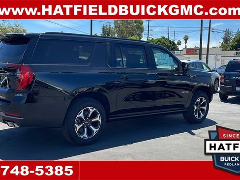 New 2025 GMC Yukon XL AT4 Ultimate image 5