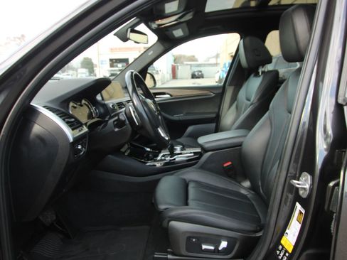 Used 2018 BMW X3 xDrive30i image 9