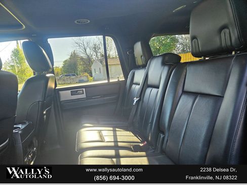 Used 2017 Ford Expedition Limited w/ Equipment Group 301A AWD/4WD image 20