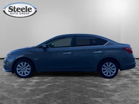 Used 2019 Nissan Sentra S image 2