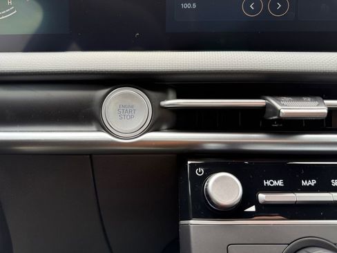 New 2026 Hyundai Santa Cruz SE image 11