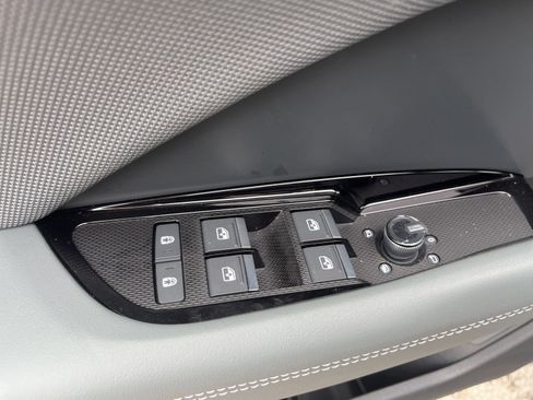 New 2026 Audi Q3 quattro 2.0T AWD/4WD image 10