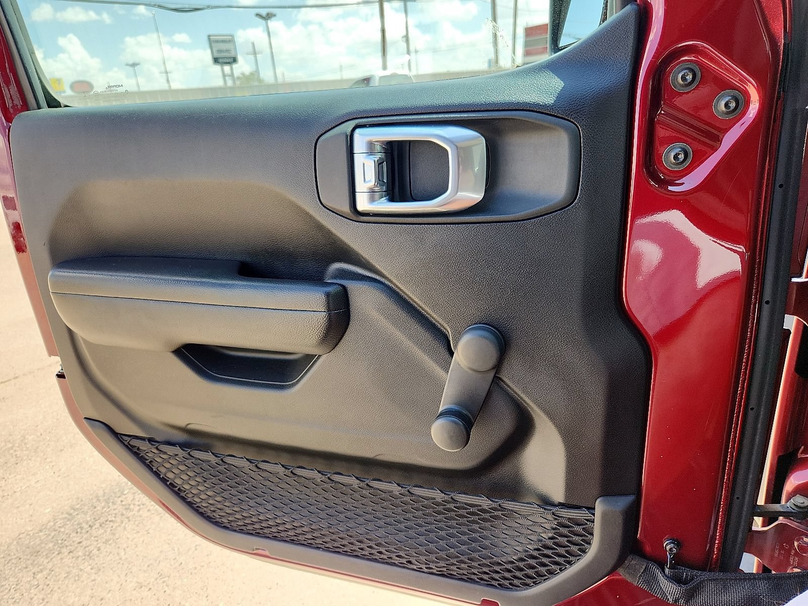 Used 2021 Jeep Wrangler Sport AWD/4WD image 13