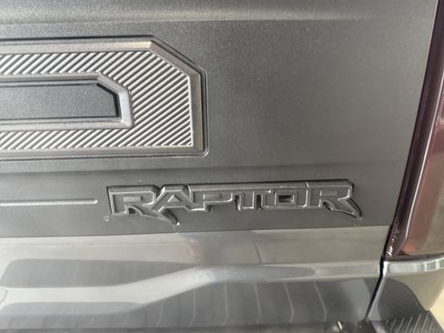 Used 2025 Ford F150 Raptor image 9