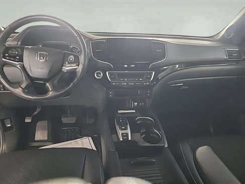 Used 2021 Honda Passport Elite image 11