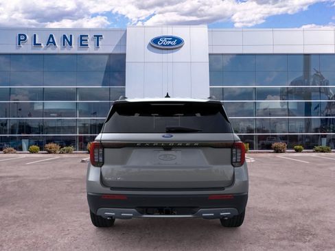 New 2026 Ford Explorer Active w/ Active Comfort Package RWD image 6