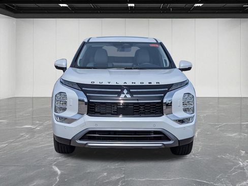 New 2026 Mitsubishi Outlander SE image 8