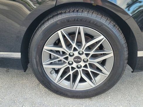 Used 2025 Genesis G80 2.5T image 7