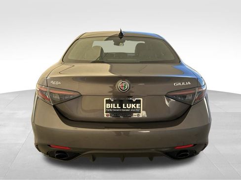 New 2025 Alfa Romeo Giulia image 4