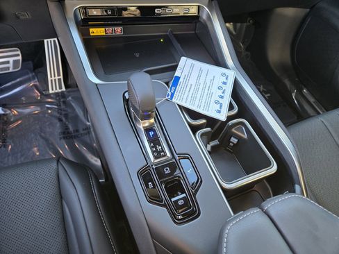 New 2026 Lexus TX 500h AWD image 11