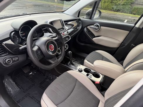 Used 2016 FIAT 500X Lounge image 12