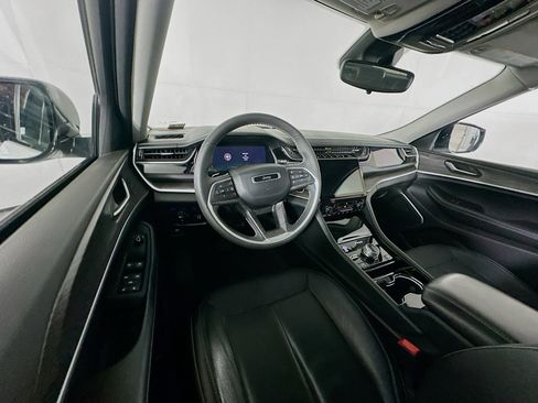 Used 2022 Jeep Grand Cherokee Limited 4xe image 18