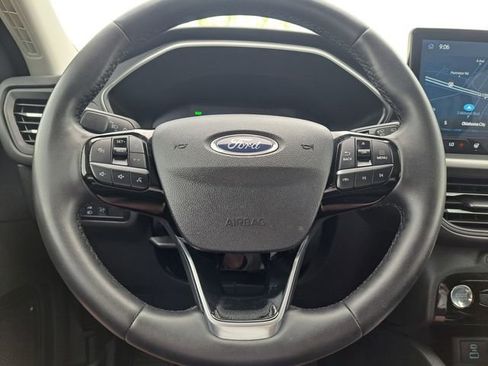 Used 2023 Ford Escape SE FWD image 20