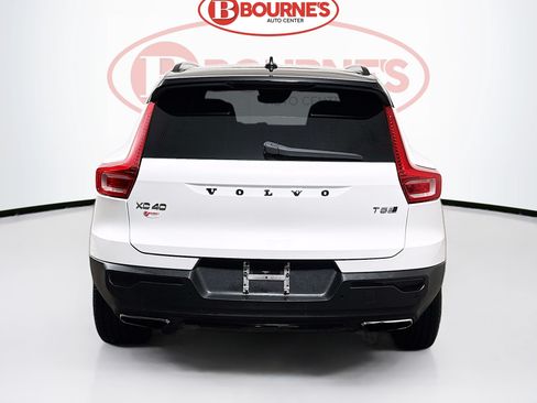 Used 2019 Volvo XC40 T5 R-Design AWD/4WD image 11