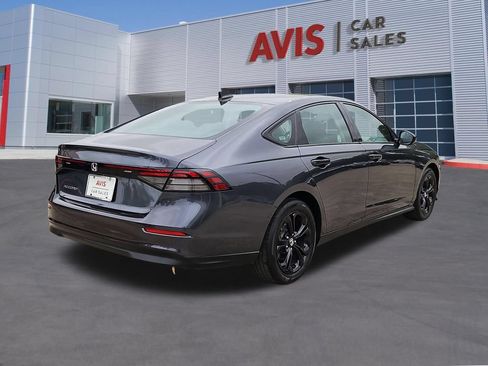 Used 2025 Honda Accord SE image 6