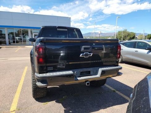 Used 2015 Chevrolet Silverado 1500 LTZ Z71 w/ Midnight Edition AWD/4WD image 5