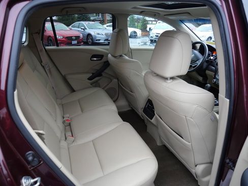 Used 2017 Acura RDX AWD image 29