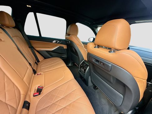 Certified 2023 BMW X5 xDrive40i w/ M Sport Package image 31