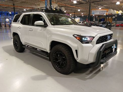Used 2025 Toyota 4Runner TRD Sport Premium AWD/4WD image 8