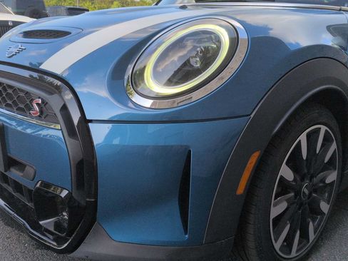 Used 2022 MINI Cooper S FWD image 11