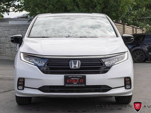 Used 2024 Honda Odyssey Sport image 14