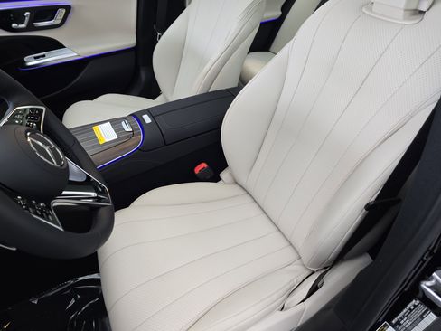 New 2026 Mercedes-Benz E 450 4MATIC Sedan image 15