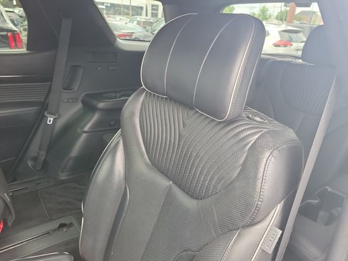 Used 2024 Hyundai Palisade Calligraphy FWD image 12