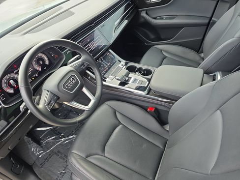 Used 2025 Audi Q8 Premium Plus w/ Premium Plus Package AWD/4WD image 16