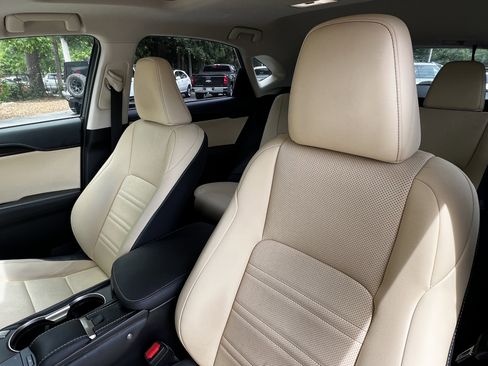 Used 2020 Lexus NX 300h AWD w/ Premium Package image 18