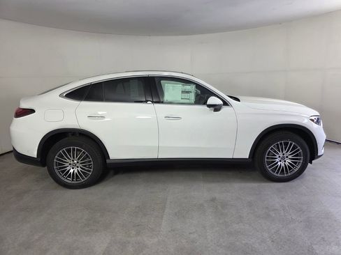New 2026 Mercedes-Benz GLC 300 4MATIC image 3