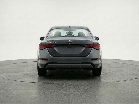 Used 2025 Nissan Sentra S image 7