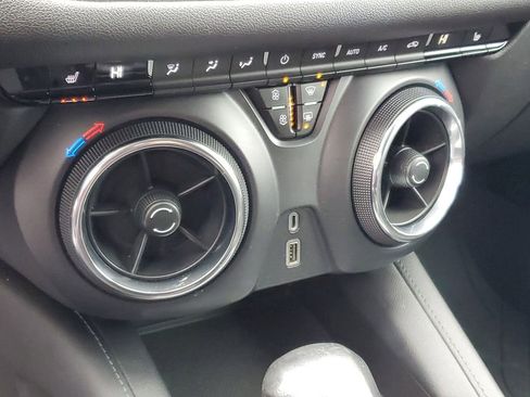 Used 2020 Chevrolet Blazer LT image 18